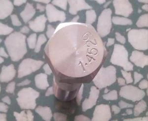 ASME B 18. 2. 1  Hot Press  1 / 4 - 1  1 / 2 Inch UNS N 10675  Hastelloy B-3 firkantet hovedbolt